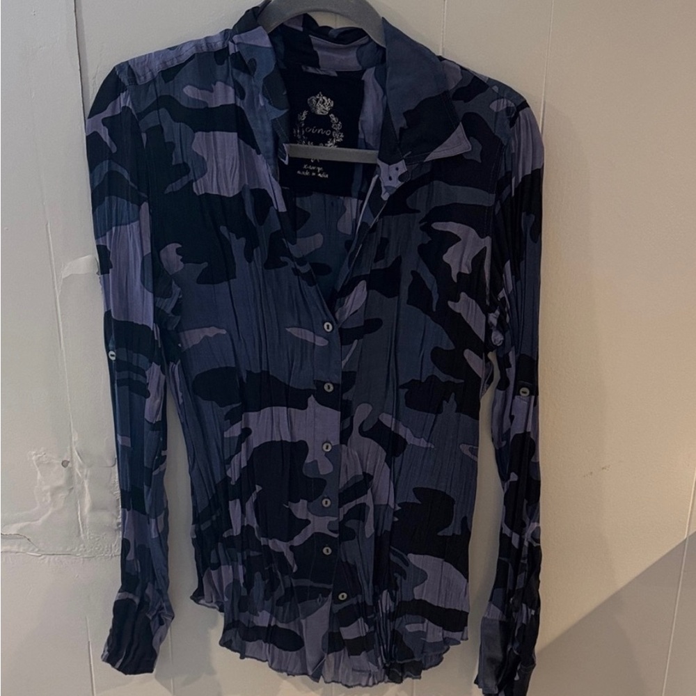 NWT - Cino Chic Camouflage Camp Shirt